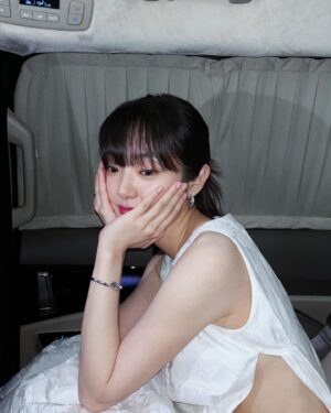 Kim Hye-jun Instagram - 사이좋은 지안 성조 민혜 🖤