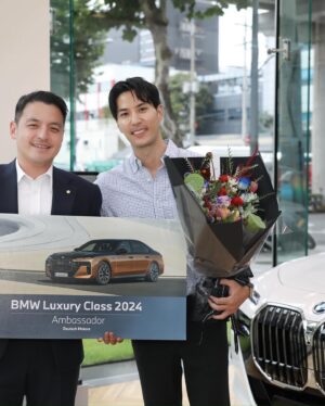 Kim Ji-seok Instagram - 아싸 앰배서더⭐️ (픽업 필요하신 분? 🙋🏻‍♂️)

#도이치모터스 #deutschmotors 
#BMWi7 #BMW #ExcellenceClub