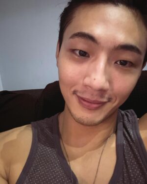 Kim Ji-soo Instagram - Starts from Black, Ends with White