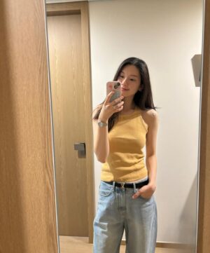 Kim Jin-kyung Instagram - 💦사우디 더위 덕에 아직은 잘 버티고 있는 여름..🥵