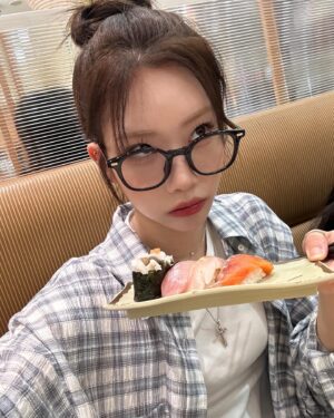 Kim Jung-eun Instagram - 🇯🇵⭐️