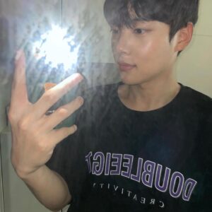 Kim Min-ki Instagram - 
