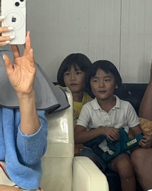 Kim Na-young Instagram - 소박하고 자잘한 기쁨들🩵💜♥️💙💚💛🧡🤎