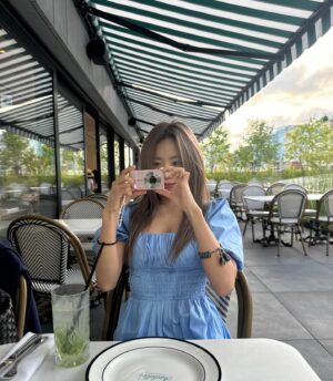 Kim Nam-joo Instagram - my bestie👒🩵🍧