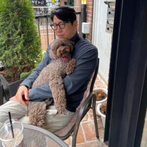 Kim Soo-ro Instagram - 요즘은 조조랑 걷는게 최고넹........♡