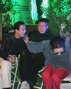 Kim Woo-sung Instagram - #rosechella