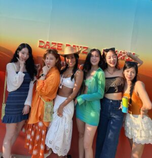 Kim Ye-won Instagram - @hyominsour_official X @daze_dayz

어제 이 시간 이 때쯤을 추억하며 효민사와 하나 더 해야지🫧🧡
진짜 진--------짜 즐거웠단 말이지❣️
즐거운 시간을 만들어준 두분을 위하여
@hyominnn @haengy 
🍀