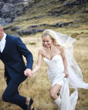 Kimberley Crossman Instagram - 📍3 months married today ❤️ 

I love you @the__tomwalsh 

@jonnyscottphoto 
@heliglenorchy