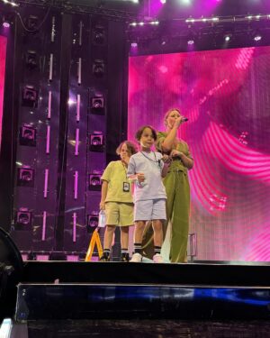 Kimberley Walsh Instagram - WOW. London you were honestly mind blowing 🤯. To do 5 nights at the 02 is honestly beyond any of our wildest dreams but to perform to audiences so full of love and embracing every single moment of our show was just unbelievable. A week I will never forget. Seeing my boys watch with my nephews for the first time and their besties from school just makes my heart so full. The way you have showed up for us on this tour is something I am still processing. As you can probably tell we are coming to the end now and emotions are high 😭. Thank you is all I can say ❤️💫