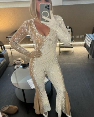 Kimberley Walsh Instagram - A little bit of tour life recently… Leeds you were amazing 🤩 . I never got to play so close to home first time round but this was everything 🙌🏼. Having so many family and friends in the room and Justin and my boys with me was so so special 💫