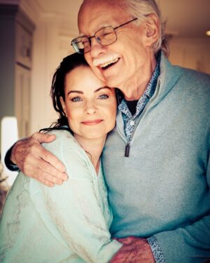 Kimberly Williams-Paisley Instagram - Happy 83rd birthday to my Daddy! So fun to celebrate it with him today (and an early Father’s Day). ❤️❤️🎈

Photo by @lauragodwinland from a few years ago! 🙏🏻
