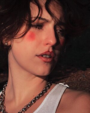 King Princess Instagram - BURN IT TO THE GROUND <3 annual new years photo shoot spectacular by @mescondi makeup by @uglyworldwide