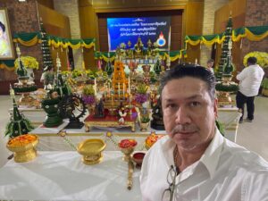 Kirk Schiller Instagram - ไหว้ครู🙏🏻 #สมาคมโหรแห่งประเทศไทยในพระบรมราชินูปถัมภ์