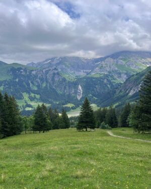 Kirstie Allsopp Instagram - The sun did come out, and I went on a spectacular walk, from the top of the Wispile lift to Launensee with my friend Tess and her husband Raph @gstaad_photography, we stopped at a mountain top farm and saw the local the cheese being made which was such a treat, my pics don’t come close to capturing the extraordinary beauty of this place.
Obviously this entire post is an excuse to use this piece of music 😜🇨🇭#thesoundofmusic, but there is every chance @julieandrews has actually done this same walk as she has spent a great deal of time here.