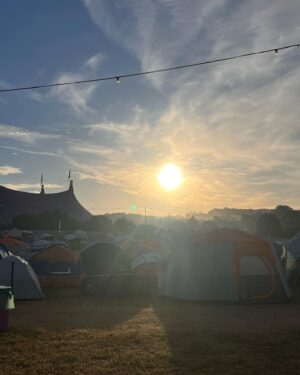 Kirstie Allsopp Instagram - So much to say about @glastofest and so few pictures because we were in the moment most of the time. When I asked my son what he wanted for his 18th, and he said he wanted to go to Glastonbury I was at a loss, I’d never been and didn’t think it was my scene.  It turns out it’s for everyone, I went with my oldest friend, Claire, and my Goddaughter Daisy as well as Bay, none of us had ever been before. We had decent shared showers & slightly better loos than many, but we stayed on site in tiny little huts called a pad pods and we saw everything we could and walked for miles & miles. Our favourite food was @dosadeli but the “Lebanese Coffee” sheep’s milk ice cream was delicious and the guy who sold me a cuppa & egg sandwich at 6am was a saint, in fact everyone was so sweet, friendly and helpful, the atmosphere all around the site was one of patience & kindness. We saw Keane, Dua Lipa, Little Simz, Cyndi Lauper, Femi Kurti, Anne-Marie, The Sugababes, and of course Coldplay, very sad not to have got there in time for Squeeze  and to have to leave before The Gypsy Kings, but for a Radio 4 listener it’s not bad 😜. I’m as cynical as the next person, but I have returned feeling remarkably healed after one of the most difficult months of my life. Thank you #glastonbury.
(everything bought & paid for of course, you know how I feel about freebies)