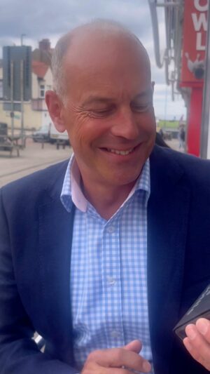 Kirstie Allsopp Instagram - In which @philspencertv is in Whitley Bay, and receives the present I bought him in Paris 🇫🇷❤️😂