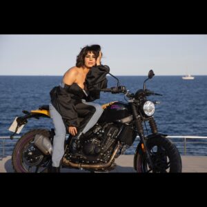 Kirti Kulhari Instagram - Exploring the #biker in me with @royalenfield 
Newest #grr #Guerilla450
Have you tasted it yet ??!! 

#barcelona ❤️

Styled by: @sandeepravi89
Outfit by: @maisontai
Assisted by: @anu_rajgo and style__widme 
Hmu : @iamkirtikulhari