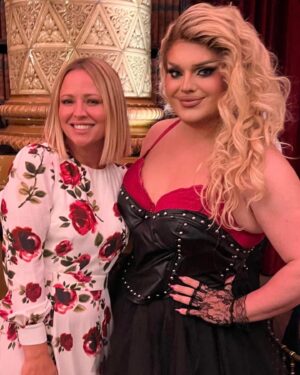 Kitty Scott-Claus Instagram - After years of playing her in @galsaloudofficial I FINALLY met the one and only @kimberleywalshofficial life made 💖🙌🏼🤣
