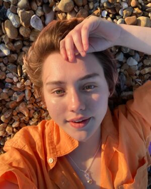 Kizzy Edgell Instagram - i don’t wanna go home :(