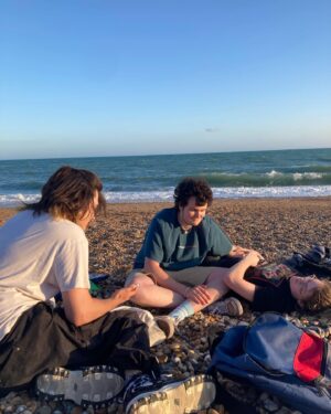 Kizzy Edgell Instagram - i don’t wanna go home :(