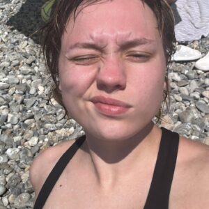 Kizzy Edgell Instagram - Things found on arson road: 
1. Arson market
2. Arson pizza
3. Traitor
4. Me