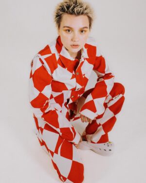 Kizzy Edgell Instagram - @gaytimes article out TODAY!! read the interviews from me and the heartstopper gang:) 

Photography: Hannifah Mohammad @hanifah_mohammad
Words: Sam Damshenas @samdamshenas
Fashion: Umar Sarwar @umarsarwarx
Hair: Kieron Fowles @kjfowles
Makeup: Kareem Jarche @kareemjarchemakeup
Photography Assistant: Joyal Dominic @joyaldominic
Fashion Assistant: Liv Lawrence @veryc00lgirl
 @axelarigato @stellamccartney