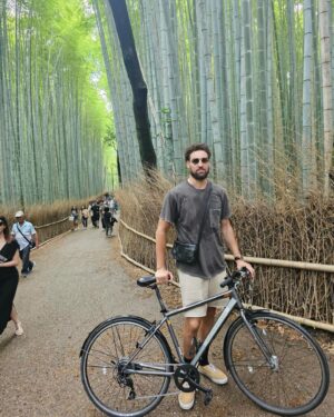 Klay Thompson Instagram - A few of my favorite things 🚴 🏌️‍♂️ 🐶