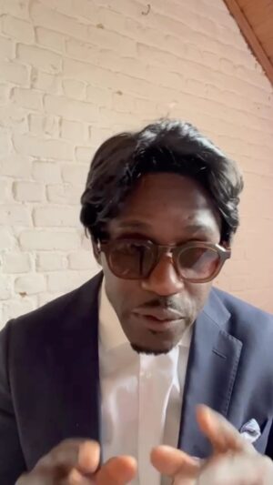 Kody Kim Instagram - Le premier tiktok de SARKODY ! Vous en pensez quoi ? 🤔

#sarkozy #sarkody #news #prison #justice #tiktoknews #humour #videosdroles