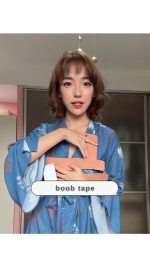 Koe Yeet Instagram - I added a lot more than 4 tapes after that 🤣

Dress & bag: @ralphlauren 
Styled by @boooscoooooooooo 

#YeetStyles #PetiteFashion