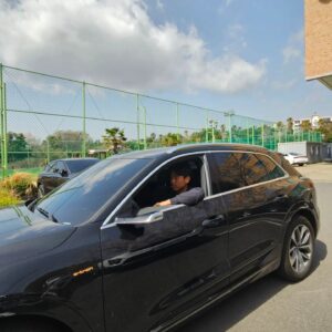 Koo Ja-cheol Instagram - 전기차 1년동안 탔는데 만족도가 정말 좋아요!
Audi 전기차 그리고 etron 적극 추천합니다 ! 

#아우디 는 #유카로
#제주아우디 #유카로오토모빌 
#etron #구자철의etron #전기차

@audi_ucaro