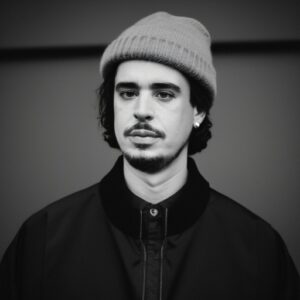 Koriass Instagram - Je vous annonce qu’il est maintenant l’heure de tout brûler et de recommencer à zéro.
