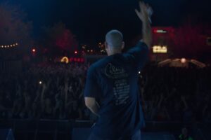 Koriass Instagram - J’ai participé au documentaire FME - L'expérience qui sera diffusé demain soir 18 mars à 21h sur @telequebec - manquez pas ça 👀📺