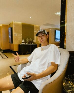 Kota Kagami Instagram - Lobby就很好玩
泰厲害了🇹🇭
#thailand