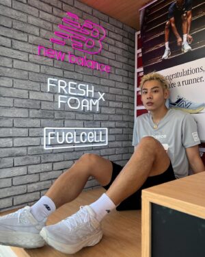 Kota Kagami Instagram - 謝謝NewBalance讓我愛上長跑🚀

#NewBalance
#NBRCTW #freshfoamx1080v13