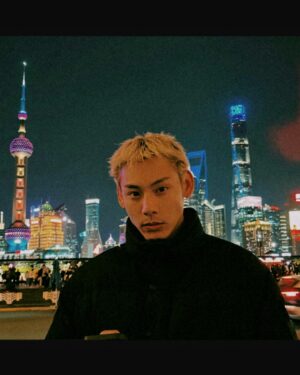 Kota Kagami Instagram - 《上海灘》
坦白地說，我信得過妳但我卻信不過我自己！
#牛B