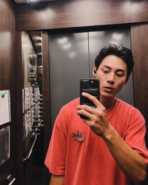 Kota Kagami Instagram - 我是一顆紅蕃茄🥫