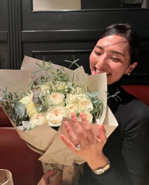 Kotoko Yamaga Instagram - YES💍🤍✨

誰もいない海ってロマンチックだよね。
ありがとう🤍🤍🤍
