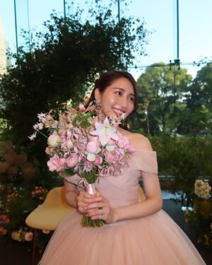 Kotoko Yamaga Instagram - 今日は、、、

世界で一番大好きなお姉ちゃんの結婚式！！！
✨🤍💐💖😭✨✨

幸せな時間でした！！

すごく綺麗で、幸せそうで、私も嬉しい気持ちでいっぱいになったよ。
泣かないと思ったのに号泣してしまった。
きっと私は、はんにゃが思うよりも、はんにゃのことを大好きで、大切に思っているんだと再確認した一日。

ずっと幸せでいてね！！！
大好きだよ、ずっと幸せでいてね☺️✨