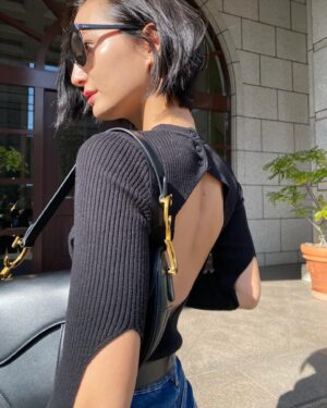 Kotoko Yamaga Instagram - ずっと考えていた、、、

サブスクリプション始めます🥂

サブスクって何？という方が多いかと思いますが、インスタの新しい有料コミュニティツールで、登録してくださった方と私だけの限定コミュニティになります。

サブスク登録者限定フィード・ストーリー投稿はもちろん、様々なコンテンツを発信しくつもりです。

▪プライベート投稿
いままで載せてこなかった私の素性(笑)やら、プライベートで行って良かったお店の情報、彼との投稿もしていきたいと思っています🫶🏻
(有料限定コンテンツですので、Xなどでの拡散は絶対にやめてくださいね)

▪定期的なライブ配信
インスタライブで皆さんともっと繋がれるような形を作っていきたいなと思っています

▪質疑応答/相談室
美容やファッションのQ&Aはもちろん、皆さんの相談に乗るコーナーもやっていきたいです🕊️

▪イベント
これはまだまだ構想段階ですが、直接会えるイベントの企画も考えています！

▪私物プレゼントキャンペーン
以前からフリマはしていたのですが、遠方の方やタイミングが合わずお越しいただけなかった方も多かったので、プレゼント企画もしたいと思います。

▪その他
なにより、登録者の皆さんと一緒に盛り上げていくコミュニティにしたいと思っています。
コメント欄では私へのメッセージはもちろんですが皆さん同士で掲示板のような形で楽しんでいただけたらいいなと思っています✨

普段の投稿はこれまでと変わらずにしていきます。
より深く、多くのことを共有してくださる方はぜひサブスクリプションのご登録をよろしくお願いします☺️