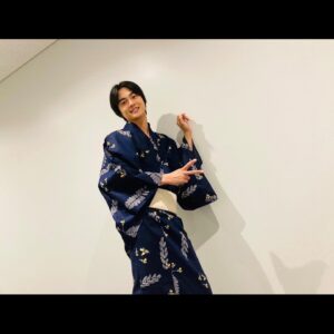 Kousei Yuki Instagram - 本日は滉流会Vol.4に来てくれた皆さんありがとうございました😊
幸せすぎる1日でした。
明日も明後日もやりたいくらい。笑

久しぶりに声出しオッケーのイベントが出来て反応がダイレクトに届いたので尚更楽しかった。最高の思い出になりました。

今日MCをやってくださった藤原さん、本当にありがとうございました。
めちゃくちゃ頼りにさせてもらってました。
また是非よろしくお願いします😆

とにかく今日は本当に沢山の幸せを皆さんからいただきました。
ありがとうございました！！

#結木滉星
#滉流会
#Vol4
#ありがとうございました
#またすぐ会いましょう