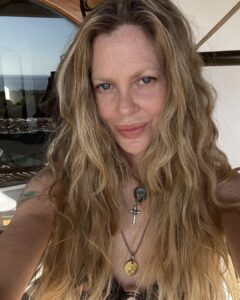 Actress Kristin Bauer HD Instagram Photos and Wallpapers August 2024