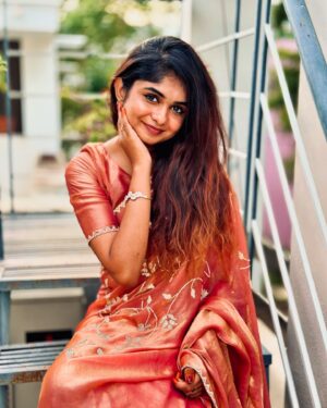 Kriti vamshini Instagram - Sita mahalaxmi🦋

#tamilmuser #reelsinstagram #tamil #mrunalthakur #sitaramam