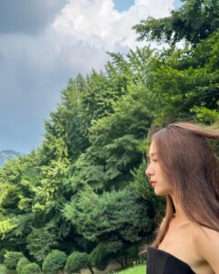 Actress Krystal Jung HD Instagram Photos and Wallpapers August 2024