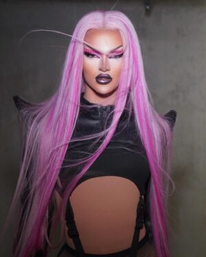Krystal Versace Instagram - I’m the bubblegum that never looses its flavour 👅