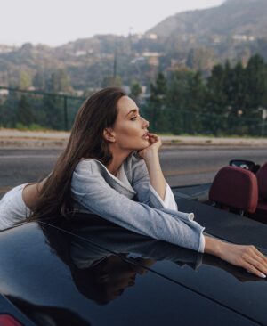 Kseniia Mishyna Instagram - Once upon a time in Hollywood 🫦

Photo @igor__malakhov 
Muah @bessaravik