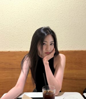 Kwon Eun-bin Instagram - 🍨