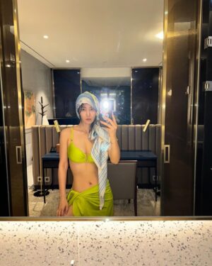 Kwon Yu-ri Instagram - 🤿