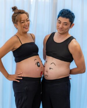 Kylie Wang Instagram - 終於剩下最後一個月，進入待產前最後倒數！來 #禧悅生產後護理之家 上生產前的課程。護理總監超用心，完全感受到凱莉老公 #大公主 才是那個負責任又可靠的主要照護者，花了很多心思教導老公要如何照顧孕婦的心情，一旁協助觀察產兆，以及嬰兒出生後需要注意的事項。

禧悅生的小巨蛋館剛滿一週年，環境舒適又專業，落地窗房型還可以眺望台北101或是田徑場（我私心最愛田徑場的view）。歡迎大家有興趣可以去預約參觀。

One more month to go #pregnancy 
@2021sweetsun
📹 @bailingguo.priest