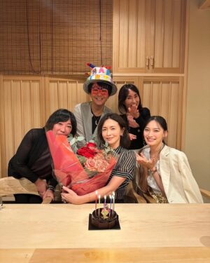 Kyoko Hasegawa Instagram - いつもいつも、本当にありがとう🙏❤️

後数時間で１つお姉さんになります。
#birthday#august#birthdayparty