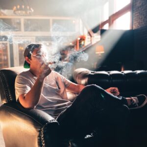 Kyson Facer Instagram - Blowin smoke, goin broke ✌🏼